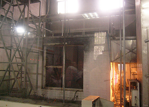 汽車發動機實驗室火災